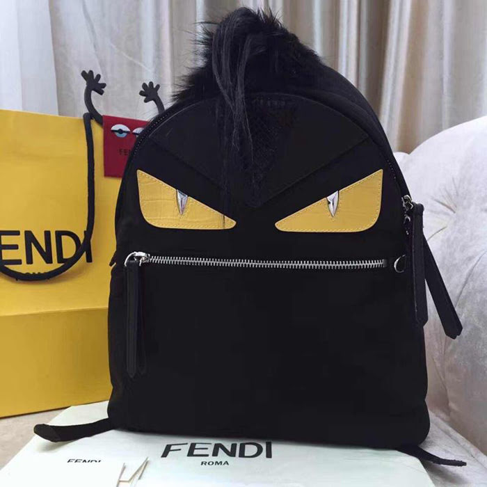 FENDI芬迪 蟒蛇皮 黑色女款雙肩包 狐狸毛和山羊毛毛冠  fd1851