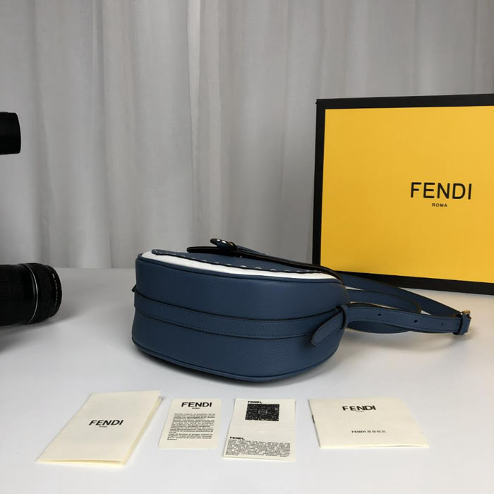 FENDI芬迪 原單爆款 休閒時尚 小斜挎馬鞍包  fd1875