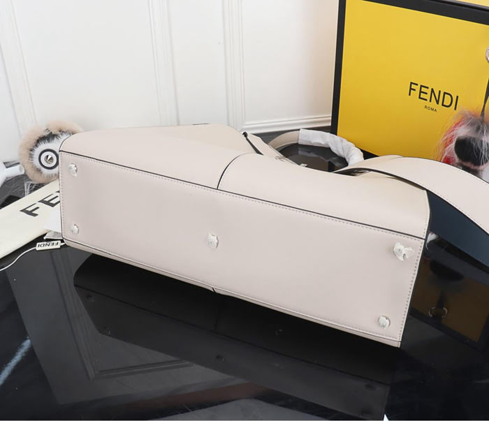 FENDI芬迪 爆款來襲 全新Peekaboo X-Lite系列手袋 可手提肩背 3307  fd1888