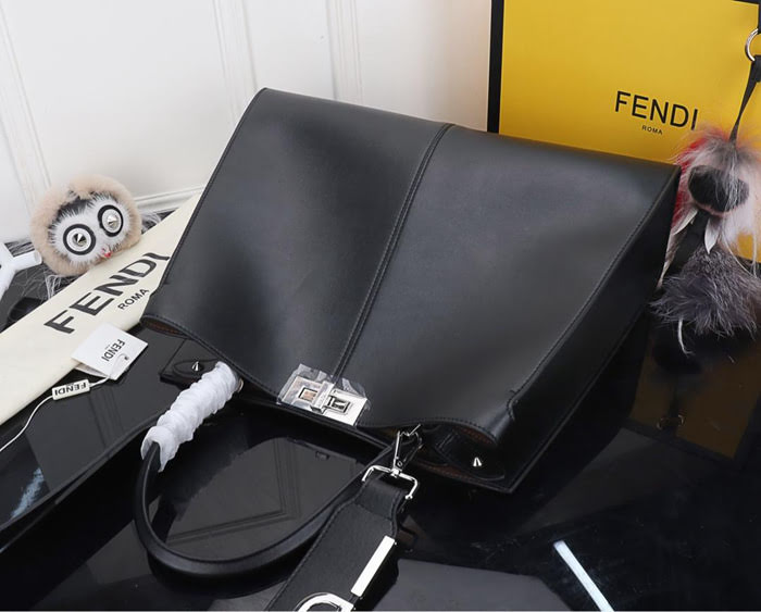 FENDI芬迪 爆款來襲 全新Peekaboo X-Lite系列手袋 可手提肩背 3307  fd1891