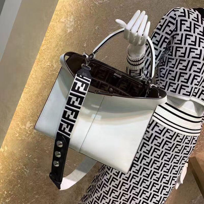 FENDI芬迪 新款Peekaboo X-Lite系列手袋 可手提肩背 3306  fd1894