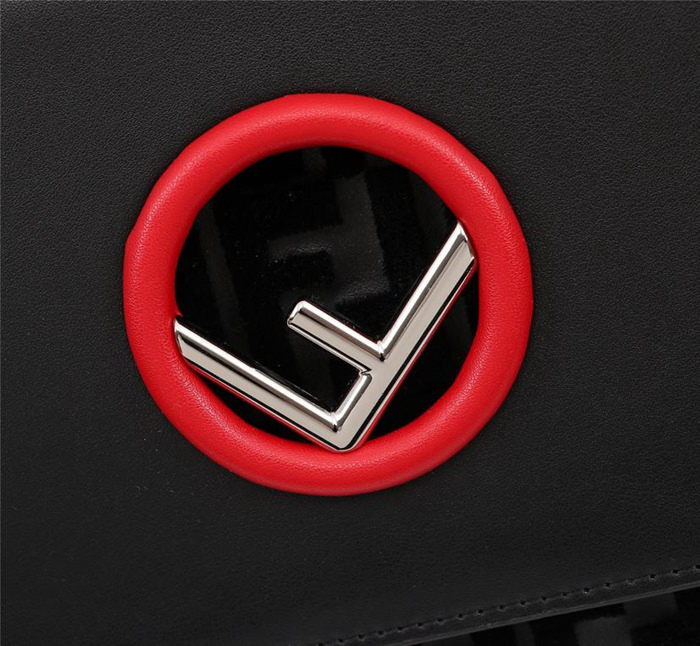 FENDI芬迪 FENDI KAN I手袋 飾以最新FENDI F LOGO 經典雙F圖案 可斜背或手拿  fd1898