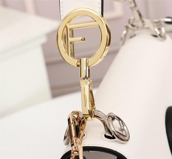 FENDI芬迪 FENDI KAN I手袋 飾以最新FENDI F LOGO 經典雙F圖案 可斜背或手拿  fd1900