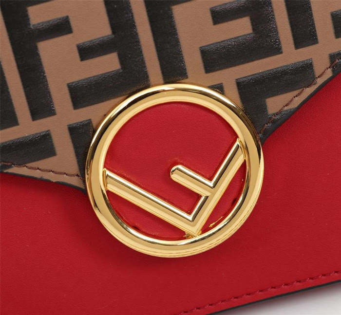 FENDI芬迪 新款 時尚百搭 鏈條斜挎包 也可以當手抓包  fd1916