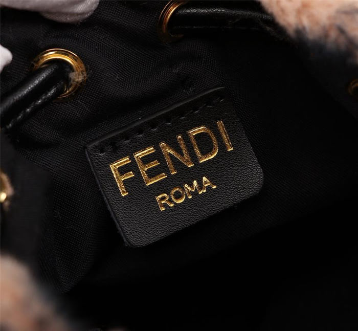 FENDI芬迪 雙F經典款 Fendi MINI BUCKET 字母繡 可手提 亦可斜挎  fd1917