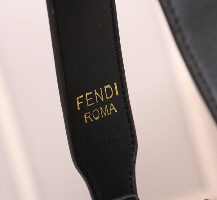 FENDI芬迪 雙F經典款 Fendi MINI BUCKET 字母繡 可手提 亦可斜挎  fd1925