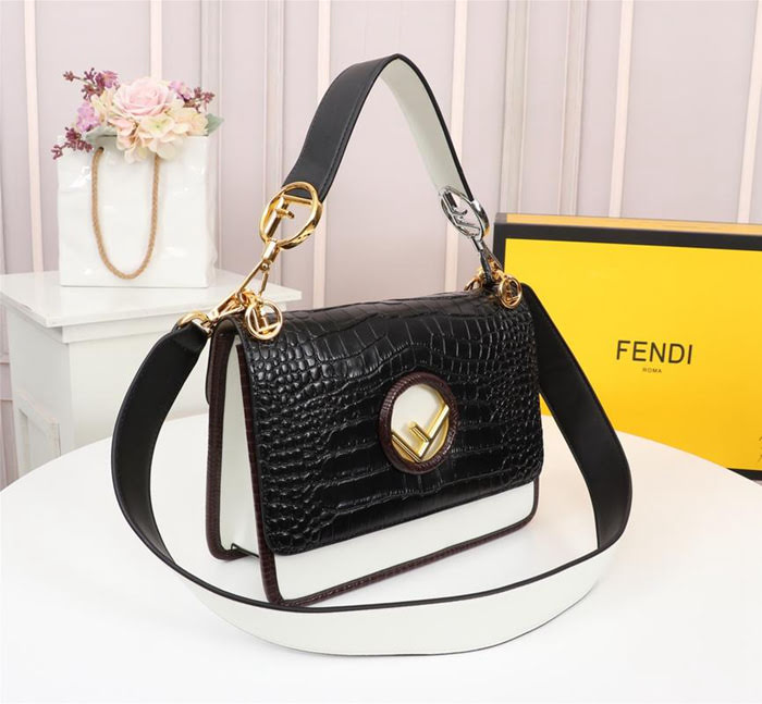 FENDI芬迪 新款 FENDI KAN I 時尚手提肩背包  fd1926