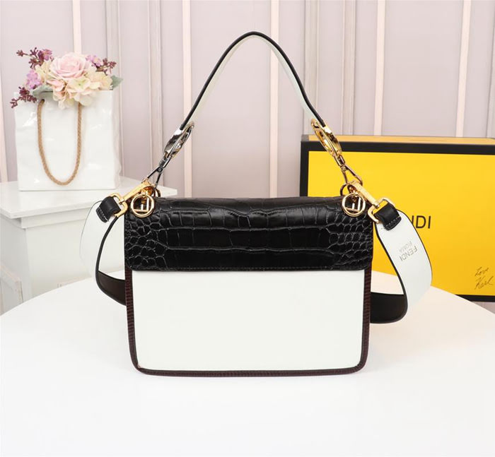 FENDI芬迪 新款 FENDI KAN I 時尚手提肩背包  fd1926