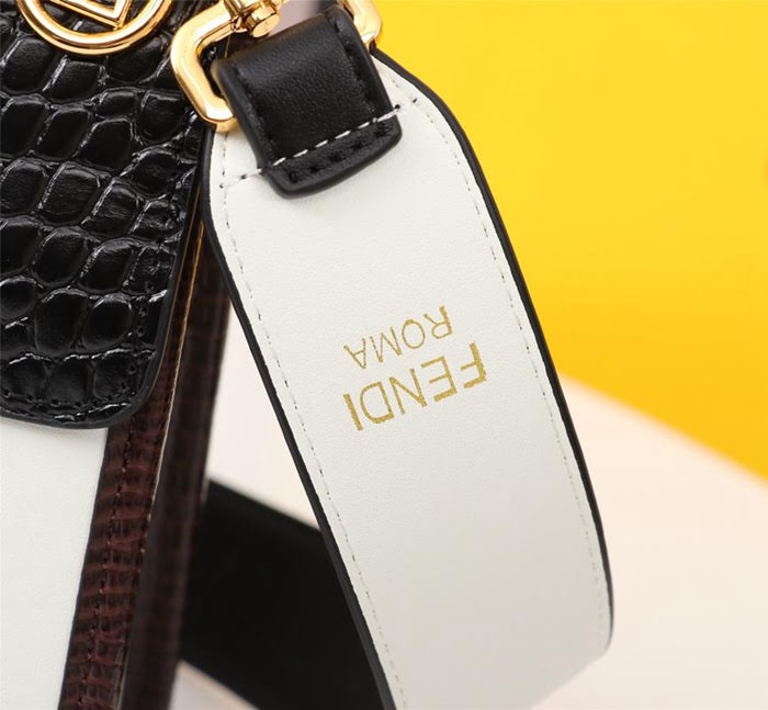FENDI芬迪 新款 FENDI KAN I 時尚手提肩背包  fd1926