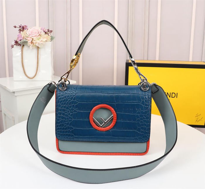 FENDI芬迪 新款 FENDI KAN I 時尚手提肩背包  fd1927