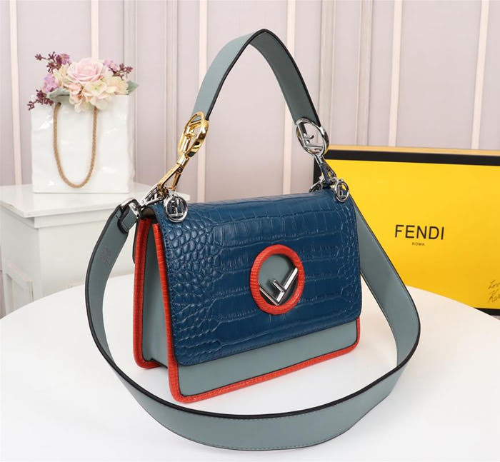 FENDI芬迪 新款 FENDI KAN I 時尚手提肩背包  fd1927