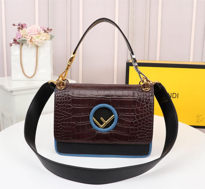 FENDI芬迪 新款 FENDI KAN I 時尚手提肩背包  fd1928