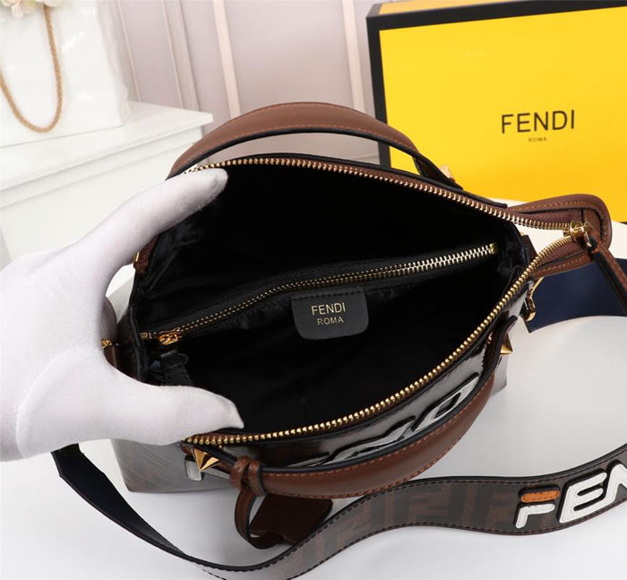 FENDI芬迪 最具實力經典款式 時尚 手提斜挎包  fd1931