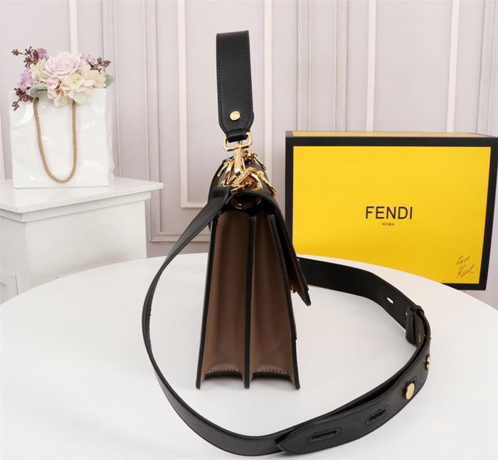 FENDI芬迪 2018年秋冬最新系列 KAN I手袋 俏皮迷你手袋 可手提肩背  fd1950