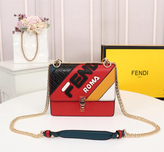 FENDI芬迪 小號 最新FENDI MANIA膠囊系列 撞色皮拼接裝飾 個性LOGO大印花 手提肩背包  fd1953