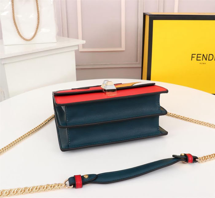 FENDI芬迪 小號 最新FENDI MANIA膠囊系列 撞色皮拼接裝飾 個性LOGO大印花 手提肩背包  fd1953