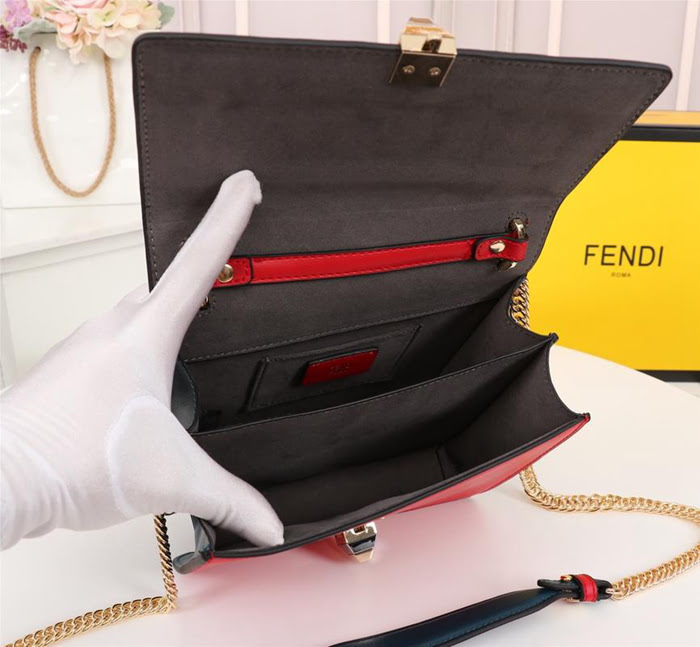 FENDI芬迪 小號 最新FENDI MANIA膠囊系列 撞色皮拼接裝飾 個性LOGO大印花 手提肩背包  fd1953