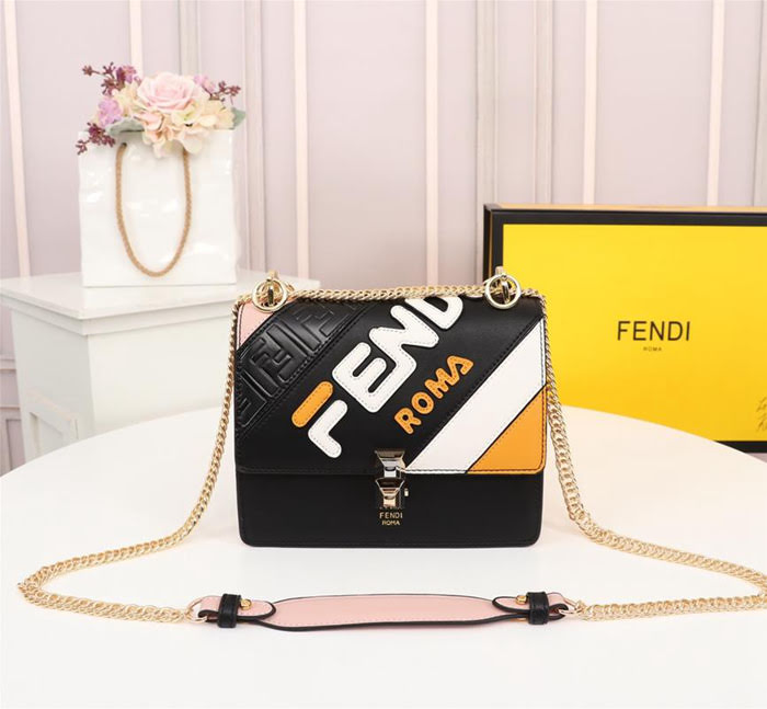 FENDI芬迪 小號 最新FENDI MANIA膠囊系列 撞色皮拼接裝飾 個性LOGO大印花 手提肩背包  fd1954