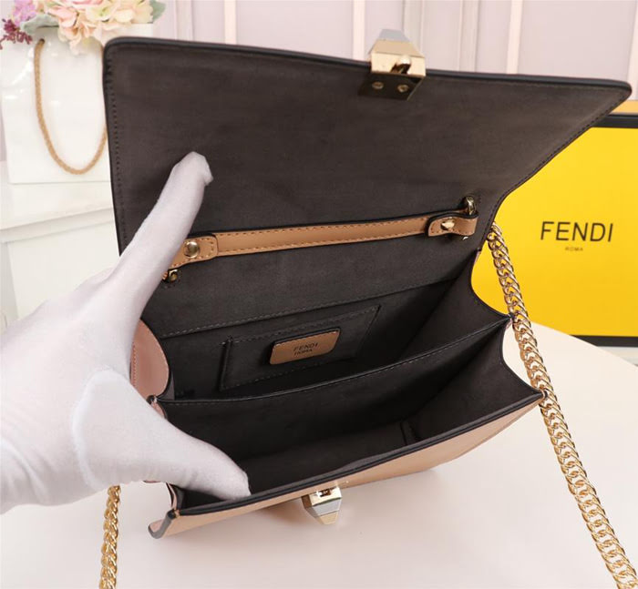 FENDI芬迪 小號 最新FENDI MANIA膠囊系列 撞色皮拼接裝飾 個性LOGO大印花 手提肩背包  fd1957