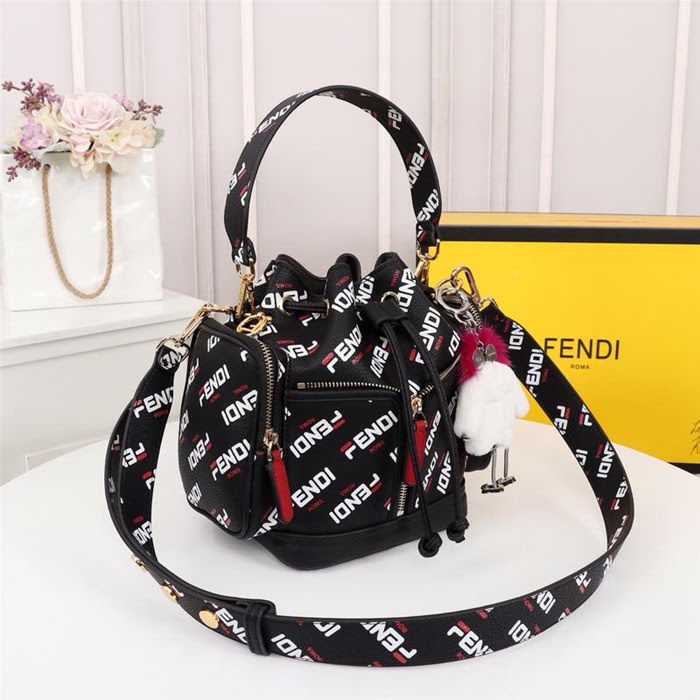 FENDI芬迪 新款 正品複製 FENDI Mon Treason水桶包 藍色Fendi Mania印花圖案  fd1960