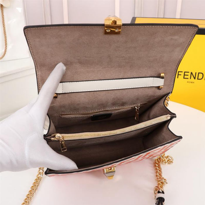 FENDI芬迪 小號新色 滿滿的F字母 全新長方形Logo 手提肩背包 8826  fd1963