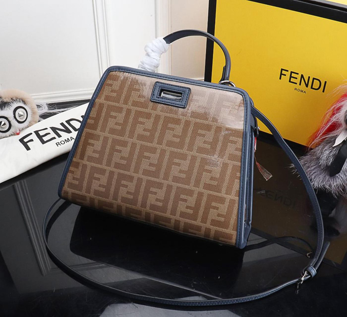 FENDI芬迪 大號 PEEKABOO DEFENDER 包套 定制化Fendi Mania字樣 手提肩背包  fd1990