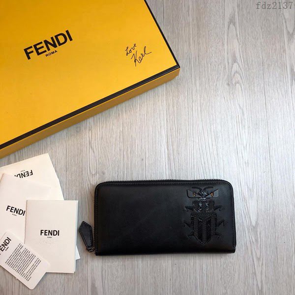 FENDI拉鏈錢包 19年春夏季最新手包 小摔牛皮 芬迪長錢包  fdz2137