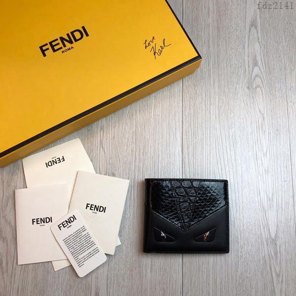 FENDI短夾錢包 19年春夏季最新手包 小摔牛皮 芬迪對折錢包  fdz2141