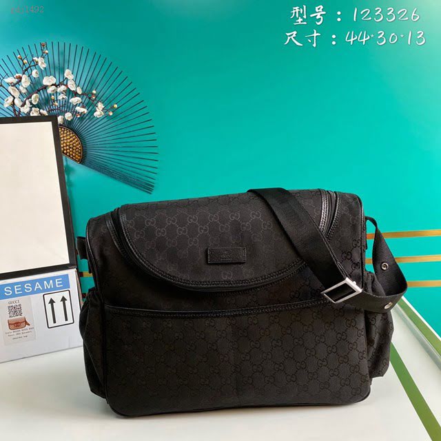 Gucci古馳包包 G家新款男包 123326 古奇克布男士單肩斜挎包 gdj1492