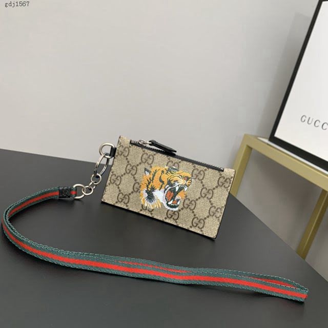 Gucci男包 古驰虎头印花图案拉链卡包零钱包 Gucci手拿零钱包 523903  gdj1567