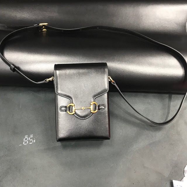 Gucci原厂皮包包 古驰男女马衔扣手机包 Gucci单肩斜挎包 625615  gdj1578