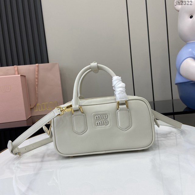 miumiu專櫃繆繆最新款Arcadia牛皮女士手提包斜挎包 jh2322型號：500142