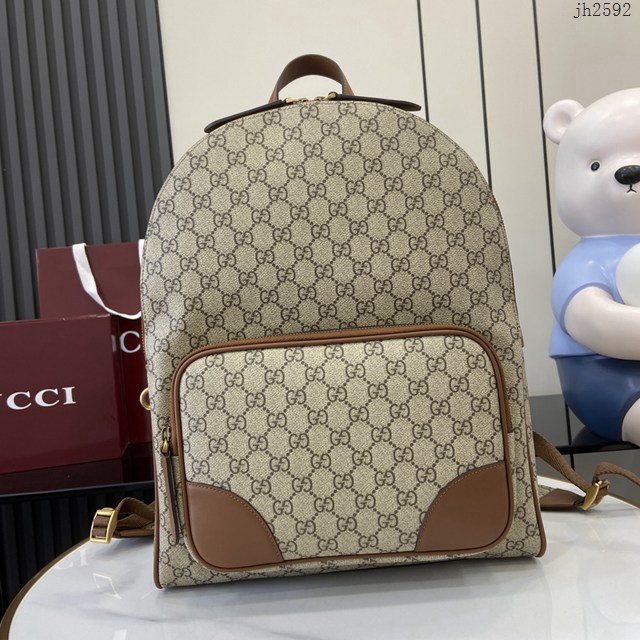 Gucci專櫃古馳最新款Emblem系列男士雙肩背包 jh2592型號：821159