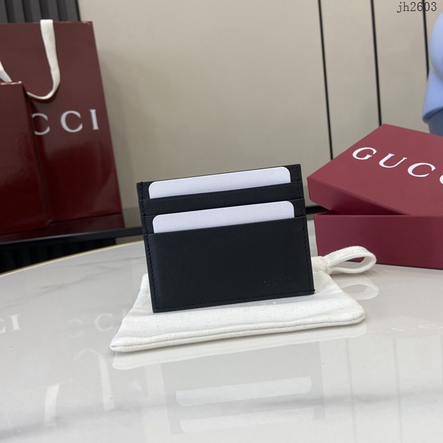 Gucci專櫃古馳最新款Emblem系列雙折卡片夾卡包名片夾 jh2603型號：818952
