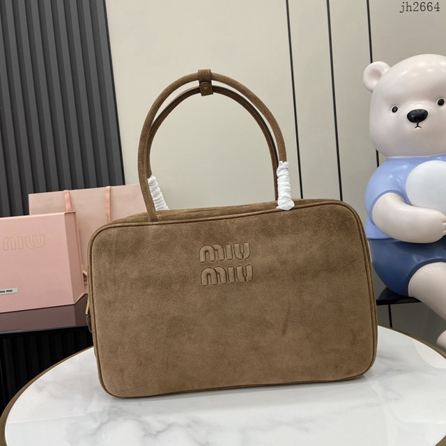 MIU MIU專櫃繆繆最新款原廠鹿絨皮手提公事包 jh2664型號：5BB117，5BB163