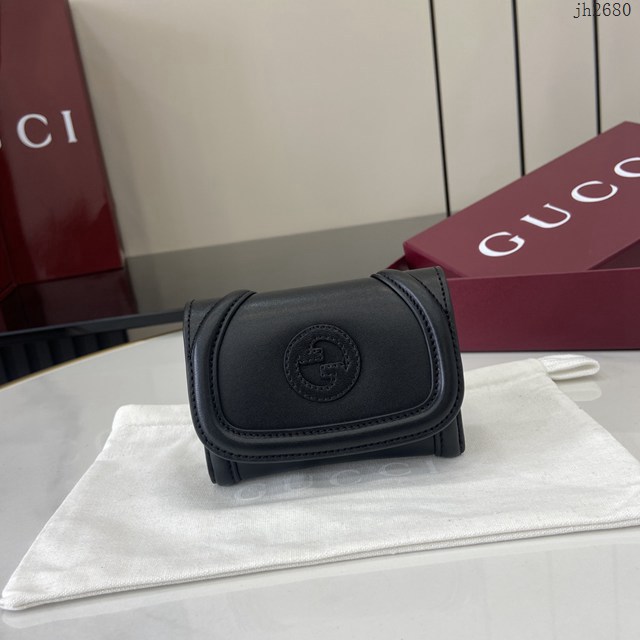 Gucci專櫃古馳最新款圓形互扣式雙G標識卡片夾卡包零錢包 jh2680型號：818811