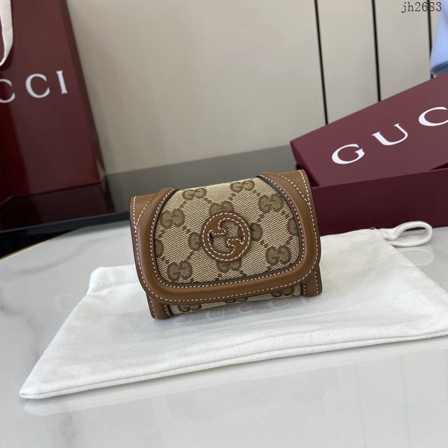 Gucci專櫃古馳最新款圓形互扣式雙G標識卡片夾卡包零錢包 jh2683型號：818811