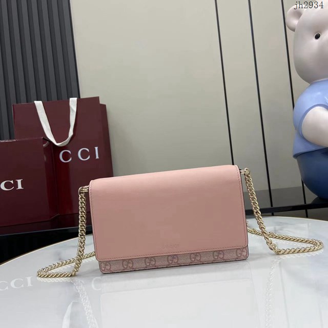 Gucci專櫃古馳最新款Emblem系列鏈式錢包小斜挎女包 jh2934型號：826720