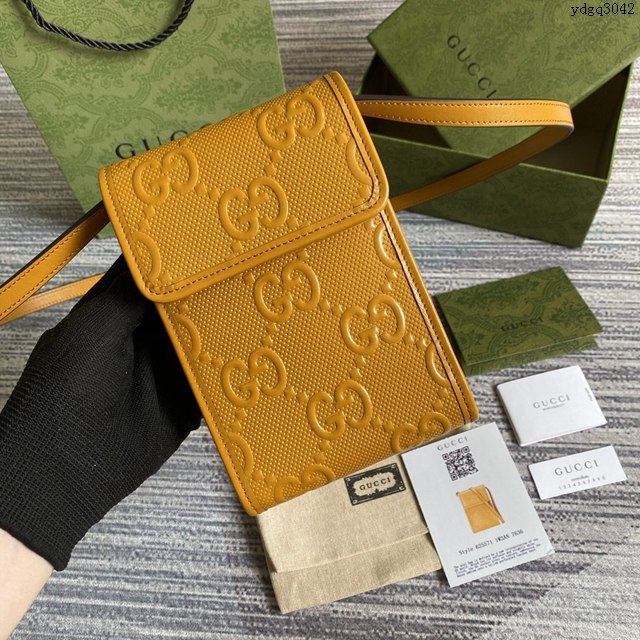 Gucci新款包包 古馳小斜挎包 Gucci迷你手機袋 625571黃皮  ydg3042