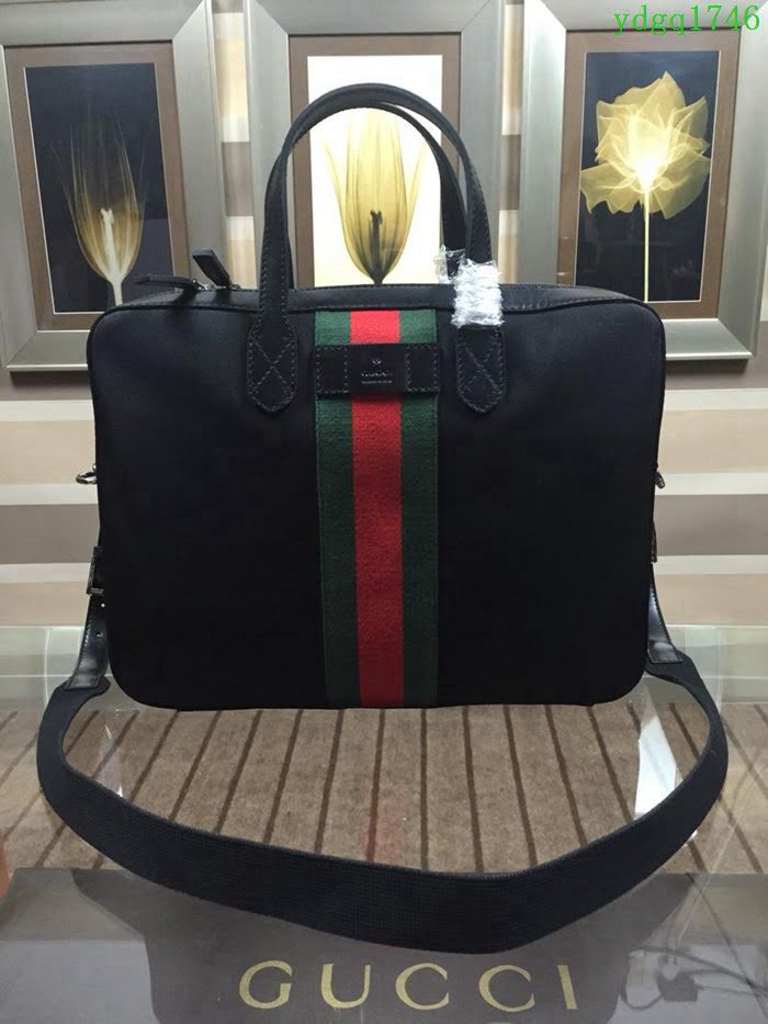GUCCI 古馳男包 新款 387102 克色 高級人造革 男士公事包 Gucci男手提包 可肩背