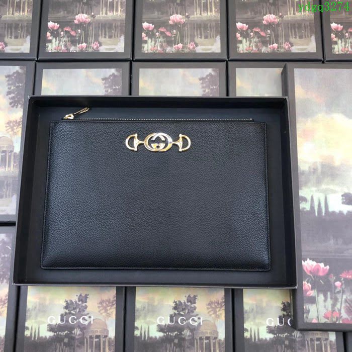 GUCCI古馳 2019新款 Zumi系列 粒面皮革 互扣式G馬銜扣 拉鏈 女款手拿包 570728 黑色  ydgq3274