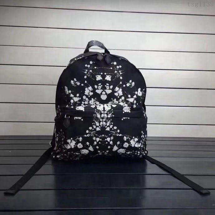 GlVENCHY紀梵希 原單 紀梵希雙肩包 火爆款 專櫃同步 黑色背包 6053453  tsg1139