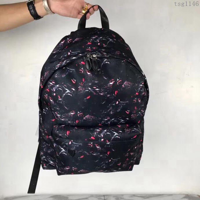 GlVENCHY紀梵希 原單 紀梵希雙肩包 火爆款 專櫃同步 黑色背包 6053453  tsg1146