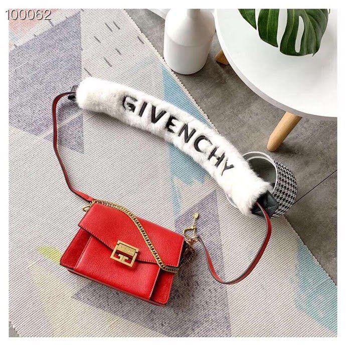 GlVENCHY紀梵希 法國代購級別 Givenchy Bag 巴黎走秀新款 中號 鏈條手提 斜挎包  tsg1256
