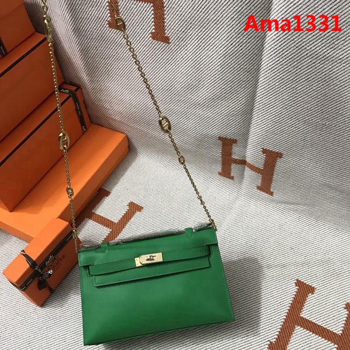 HERMES愛馬仕 凱莉包 mini kelly一代 竹子綠epsom皮 夏天首選手包款 可手提肩背  Ama1331