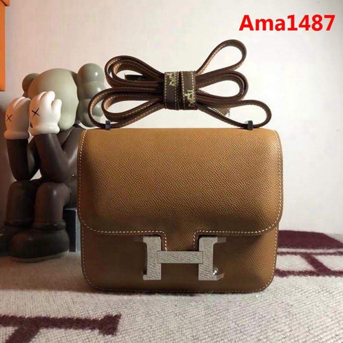 HERMES愛馬仕 空姐包 constance 金扣棕 EPSOM 18cm 銀扣 蠟線縫製 單肩斜挎包  Ama1487