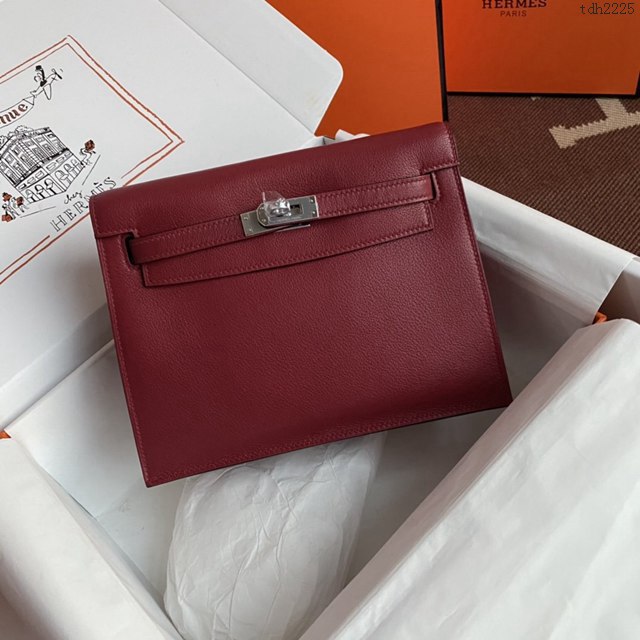 Hermes女包 愛馬仕Kelly DanSe包 酒紅色金銀扣 evercolor皮 進口密蠟線全手工 Hermes跳舞包  tdh2225