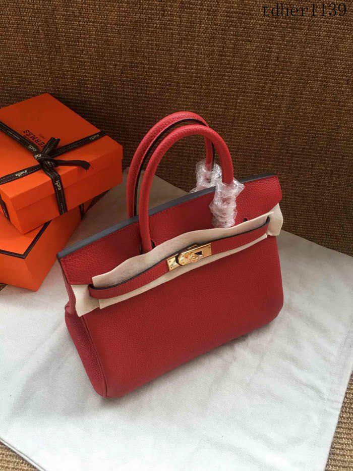 愛馬仕HERMES Birkin 鉑金包 大紅色 進口小牛皮 金銀扣 皮質細膩柔軟 時尚女手提包  tdher1139