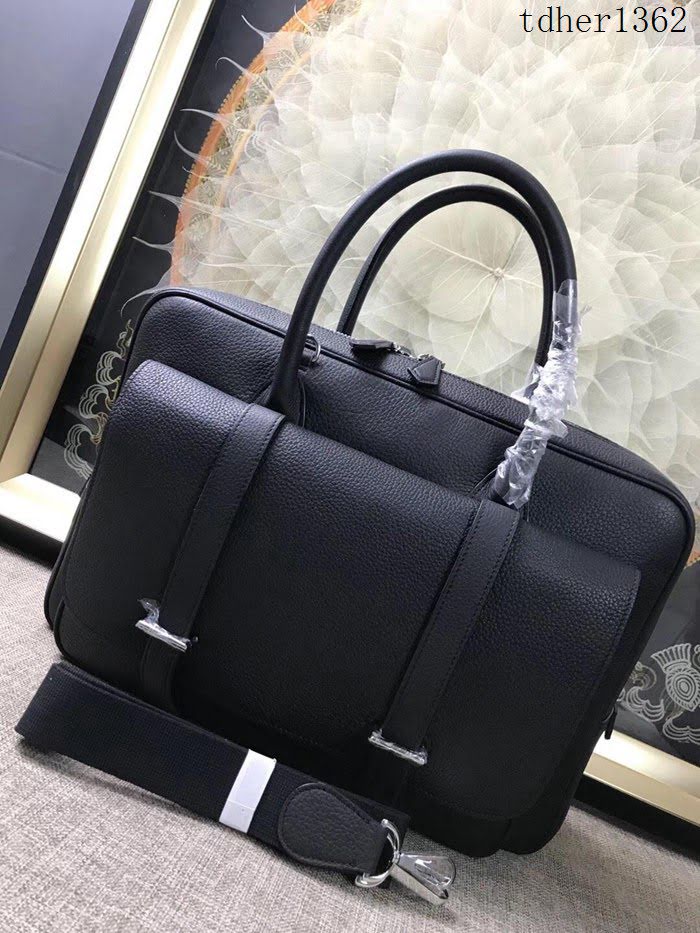 愛馬仕HERMES H家 郵差包 男女插袋款 超大容量 進口原廠皮 黑色 可手提斜挎 出差必備單品  tdher1362