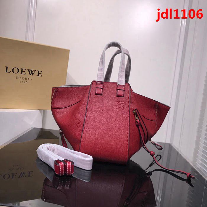 LOEWE羅意威 最新爆款 羅家Hammock系列 荔枝皮拼色 百搭款 小牛皮手提肩背包 0164  jdl1106